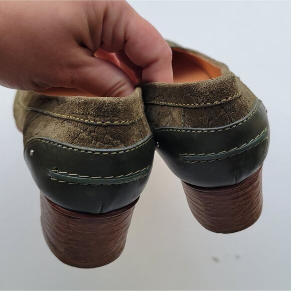 Casadei Suede Croc Green Loafer Heels Pumps - Picture 5 of 8